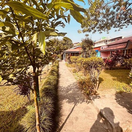 Paradise Mount Resort Pokhara Esterno foto