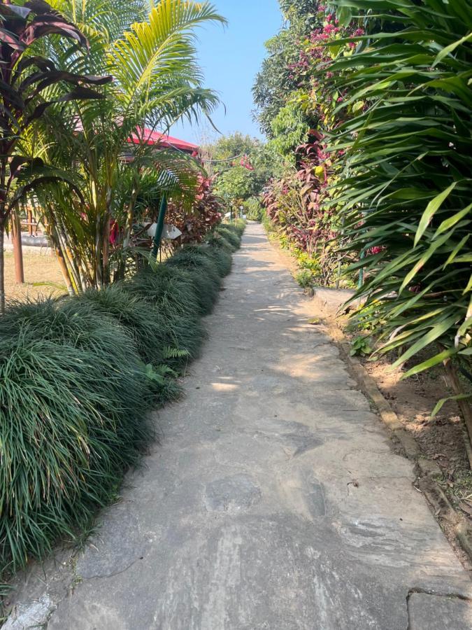Paradise Mount Resort Pokhara Esterno foto