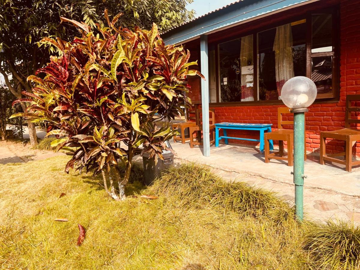 Paradise Mount Resort Pokhara Esterno foto