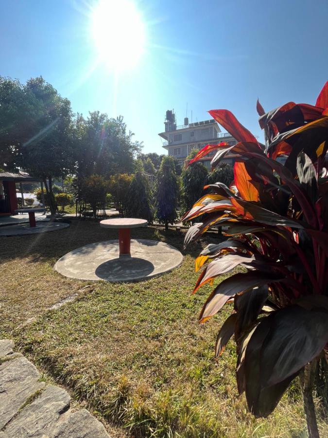 Paradise Mount Resort Pokhara Esterno foto